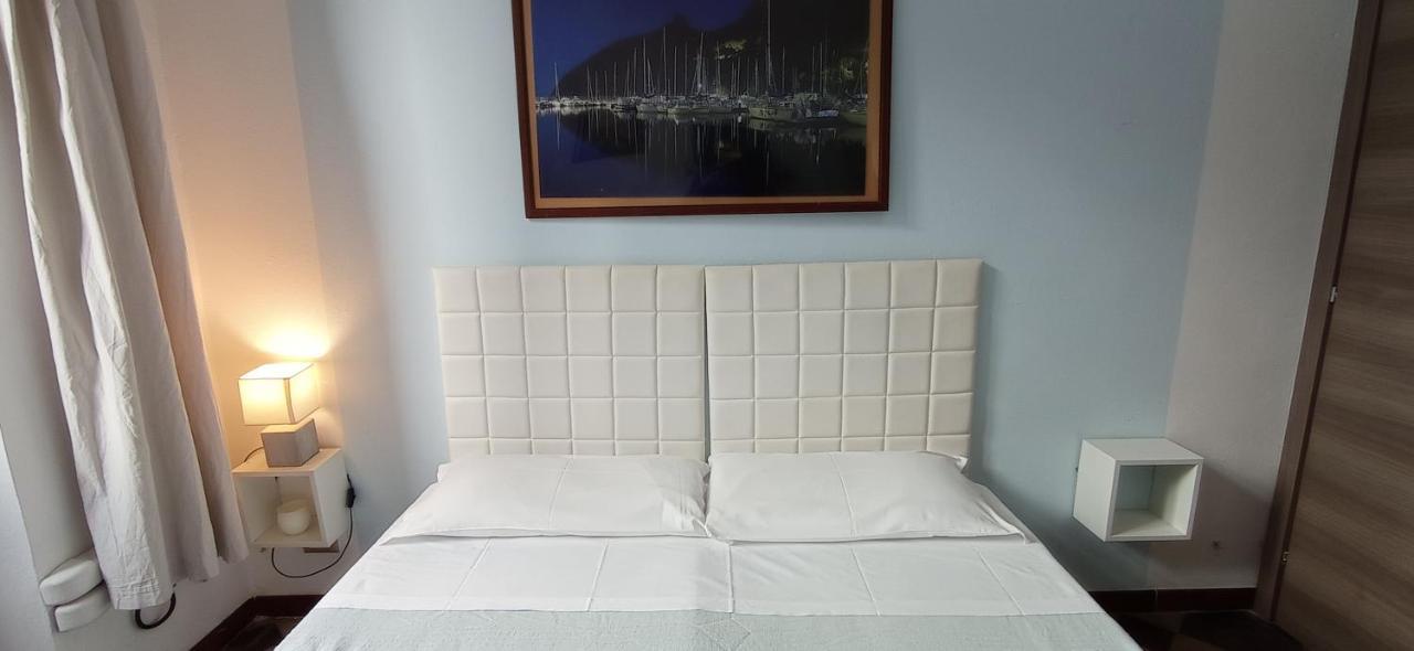 קליארי Onlyrooms III - Piazza Jenne מראה חיצוני תמונה