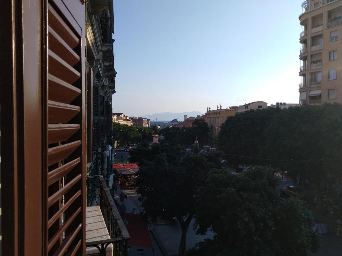 קליארי Onlyrooms III - Piazza Jenne מראה חיצוני תמונה